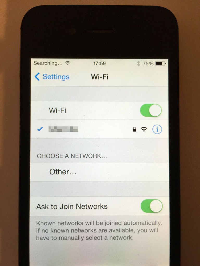 iphone 4s не подключается к wifi